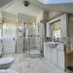 St. Oswald Apartment *