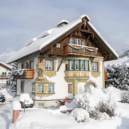 St Oswald Premium Daire Seefeld in Tirol